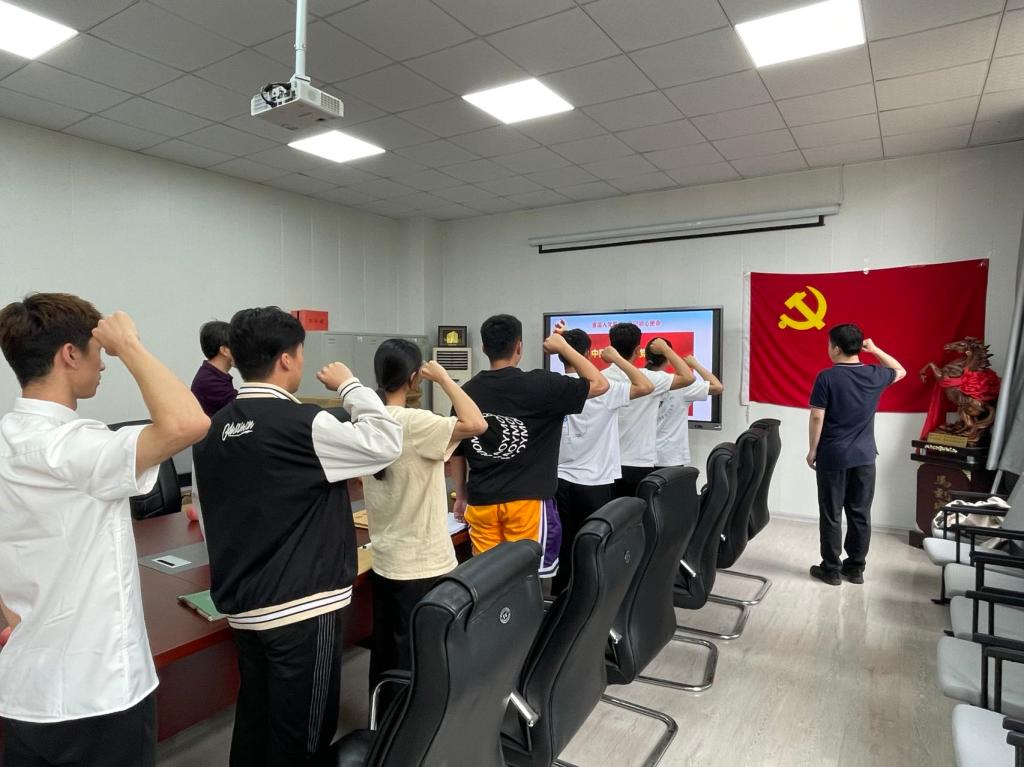 252a219b0384b1fa4444b3349e14635