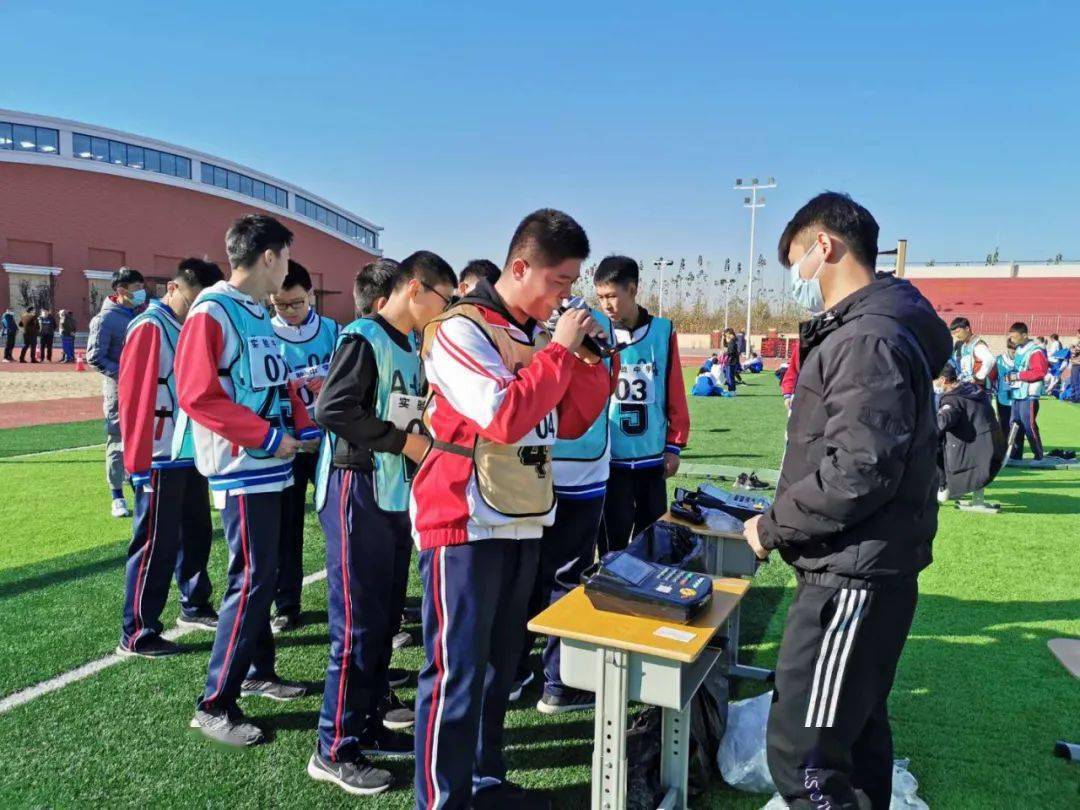 说明: http://p5.itc.cn/q_70/images03/20201109/56dfb447ac0846e59e455ee7d74be490.jpeg