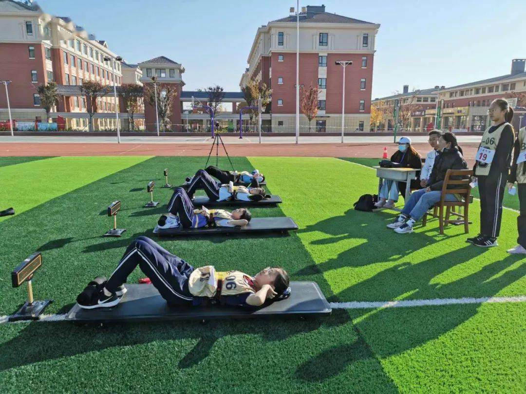 说明: http://p2.itc.cn/q_70/images03/20201109/1fb4185fd6c74df0b8416b0a95bf0525.jpeg